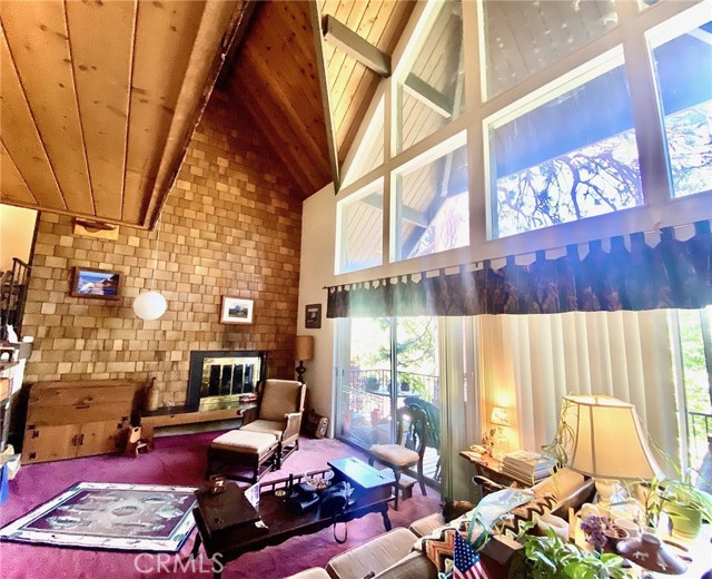 Huge windows to tons of natural light
