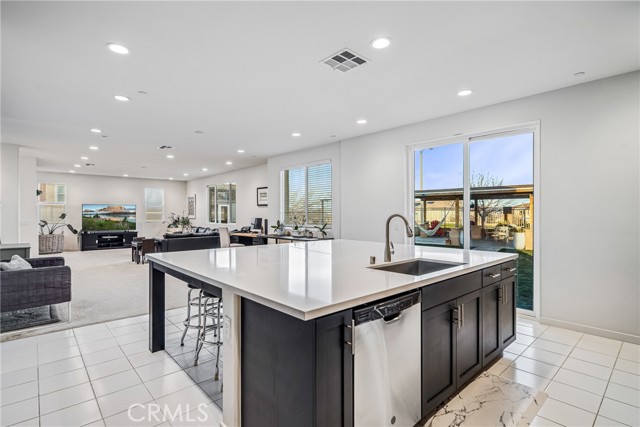 Detail Gallery Image 16 of 60 For 41864 Sonoma Rd, Palmdale,  CA 93551 - 5 Beds | 4/1 Baths