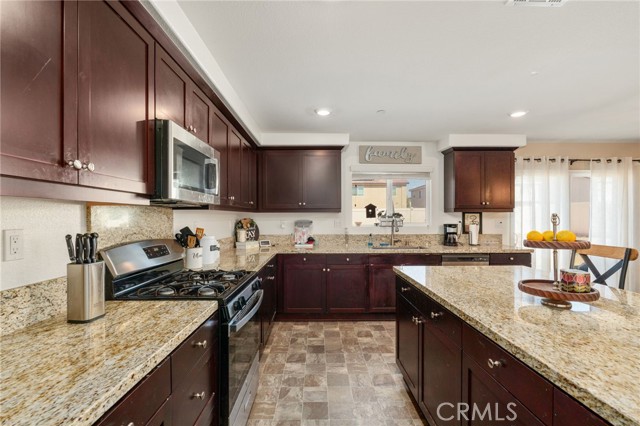 29554 Bisbee Court, Winchester CA: https://media.crmls.org/medias/8924335b-ef2a-4c01-ab01-b4b52d379ab5.jpg