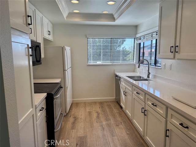 157 Tarocco, Irvine CA: https://media.crmls.org/medias/892730a8-872c-4ae5-8eb3-39693a6400bc.jpg