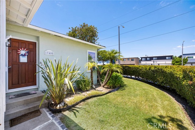 Detail Gallery Image 3 of 37 For 17405 Kornblum Ave, Torrance,  CA 90504 - 3 Beds | 1 Baths