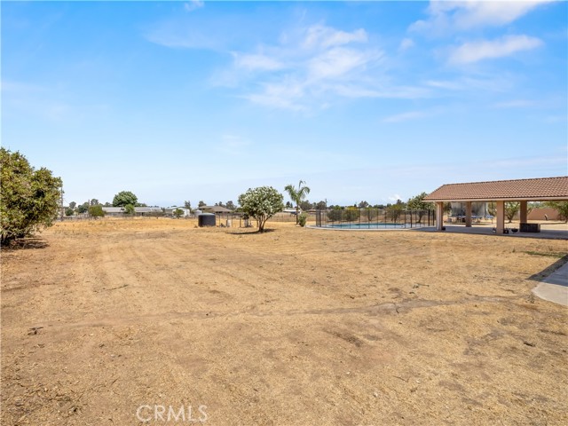 16099 Karen Road, Madera CA: https://media.crmls.org/medias/89284907-13f5-4128-85b8-7c67749fcc3c.jpg