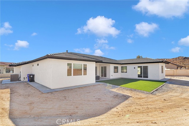 Detail Gallery Image 45 of 47 For 16383 Ridge View Dr, Apple Valley,  CA 92307 - 4 Beds | 2/1 Baths