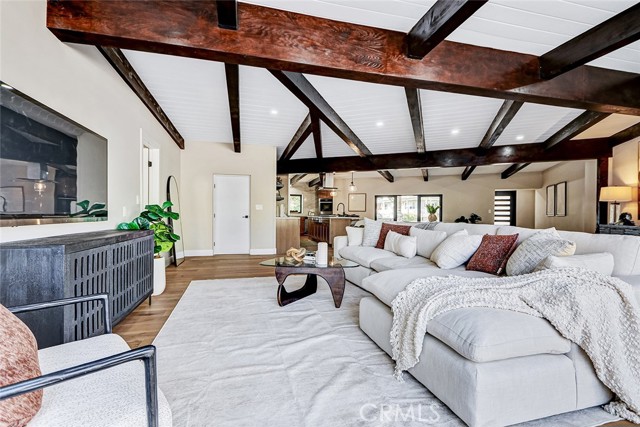 Detail Gallery Image 20 of 55 For 876 Center St, El Segundo,  CA 90245 - 3 Beds | 2/1 Baths