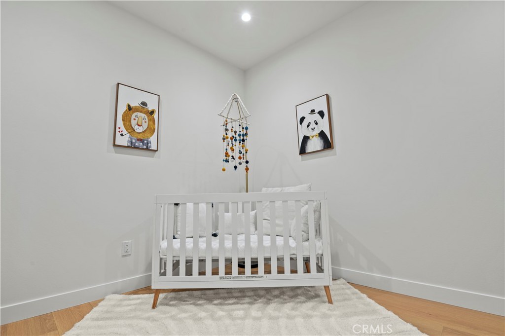 MLS #OC25253896 image #19