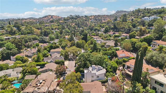 Detail Gallery Image 73 of 75 For 13424 Contour Dr, Sherman Oaks,  CA 91423 - 3 Beds | 4 Baths