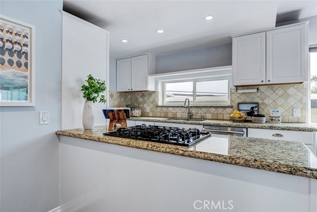 Detail Gallery Image 16 of 32 For 320 31 St, Manhattan Beach,  CA 90266 - 3 Beds | 2/1 Baths