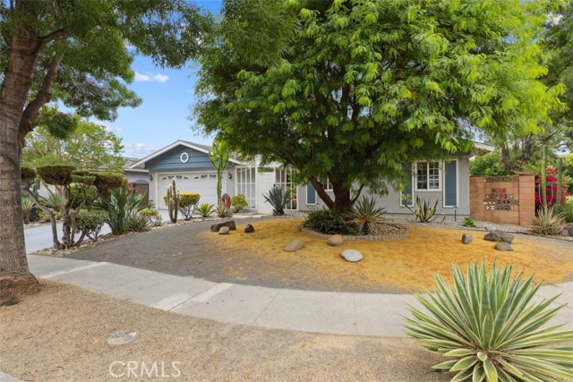 Detail Gallery Image 2 of 26 For 2983 Rosette St, Simi Valley,  CA 93065 - 4 Beds | 2 Baths