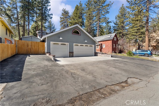 Detail Gallery Image 10 of 49 For 1584 Betty St, Wrightwood,  CA 92397 - 3 Beds | 2 Baths