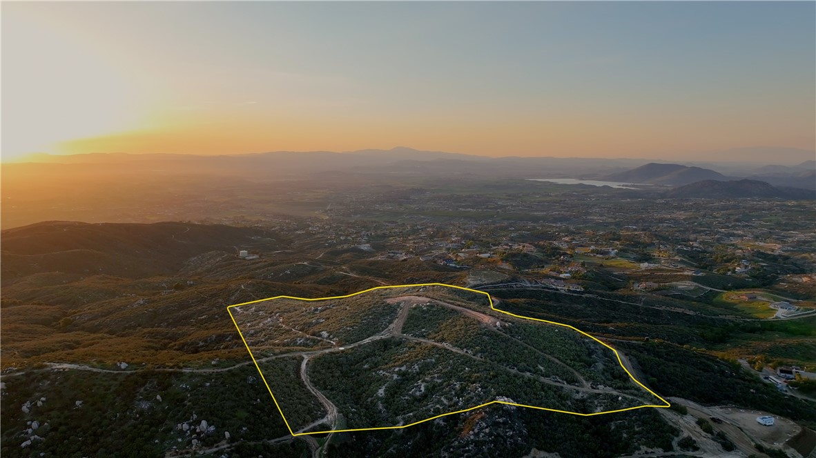 1 Esplendida, Temecula, California 92592, ,Land,For Sale,1 Esplendida,CRSW24034559