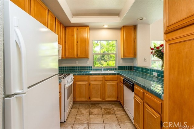 Detail Gallery Image 3 of 24 For 1002 S Rossano Way, Anaheim,  CA 92808 - 3 Beds | 2 Baths