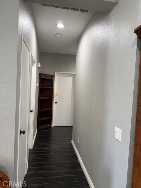 Detail Gallery Image 13 of 16 For 5191 Westerfield, Jurupa Valley,  CA 92509 - 3 Beds | 2 Baths