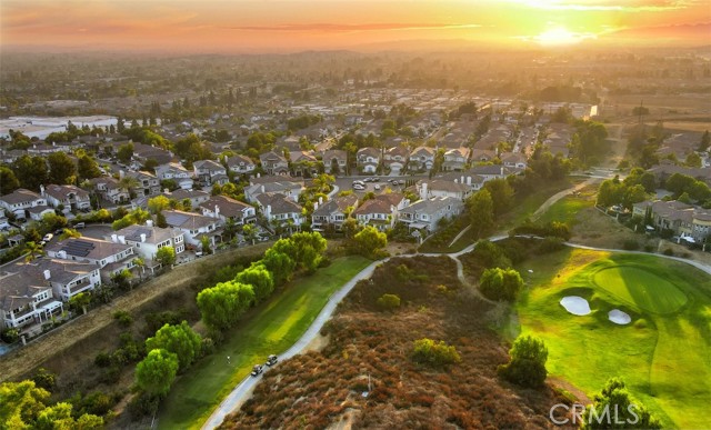 3319 Red Pine Rd, Yorba Linda CA: https://media.crmls.org/medias/892cfbfc-5037-4bb0-910c-7b030cdb1597.jpg