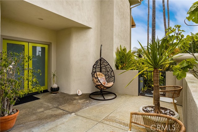 Detail Gallery Image 21 of 67 For 27 Seabrook #73,  Newport Beach,  CA 92660 - 2 Beds | 3 Baths