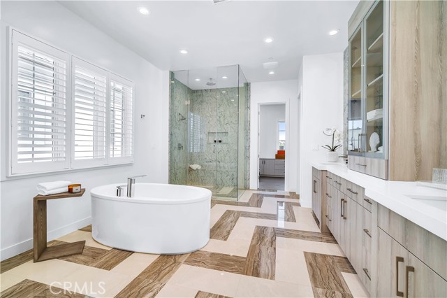 892f9c7f B559 4f42 B24c 841e69ac52ad