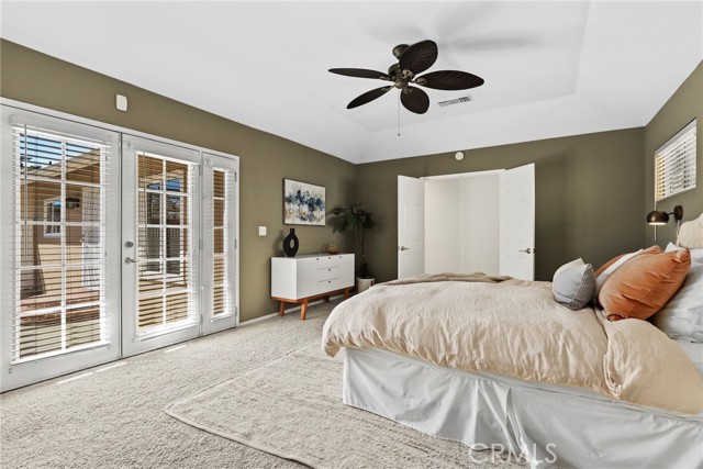 1870 N Arroyo Boulevard, Pasadena CA: https://media.crmls.org/medias/892fbef2-eb67-4344-bf3c-7502e5384975.jpg