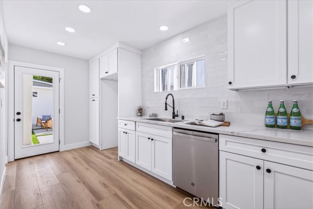 1254 Sanborn Avenue, Los Angeles CA: https://media.crmls.org/medias/8930373a-f9dc-45c7-9206-6b5d77e3d989.jpg