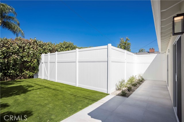 13218 Otsego Street, Sherman Oaks CA: https://media.crmls.org/medias/89304710-4296-4fc6-ac51-96b185c5e86c.jpg