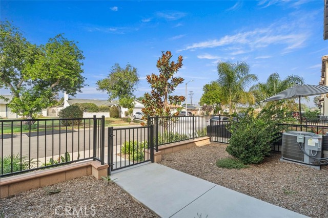 Detail Gallery Image 2 of 19 For 1222 S Van Horn Ave, West Covina,  CA 91790 - 3 Beds | 2/1 Baths