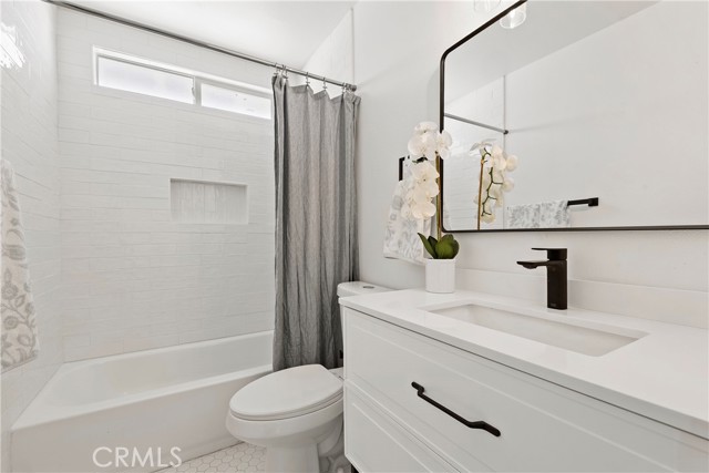 86149 Calle Bouganvilia, Coachella CA: https://media.crmls.org/medias/89305180-413a-4669-9808-3f0d164e3f87.jpg