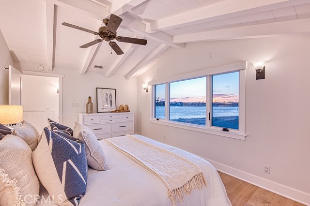 Detail Gallery Image 17 of 22 For 2709 Cove St, Corona Del Mar,  CA 92625 - 3 Beds | 2/1 Baths