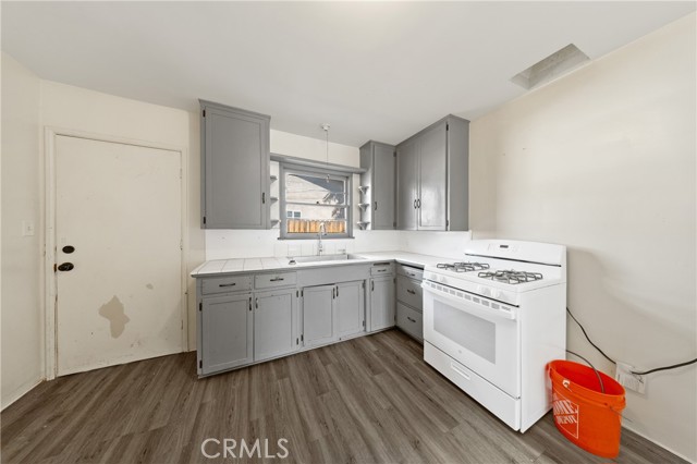 725 Michigan Avenue, Beaumont CA: https://media.crmls.org/medias/89329177-9721-4b2d-8033-02fc5936263c.jpg