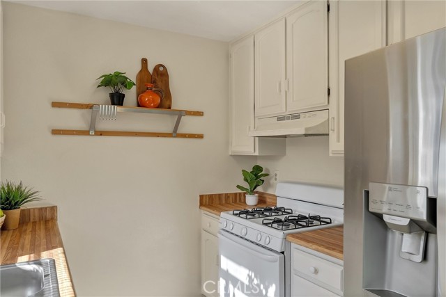 Detail Gallery Image 10 of 30 For 951 Cleveland Ave, Chico,  CA 95928 - 3 Beds | 2 Baths