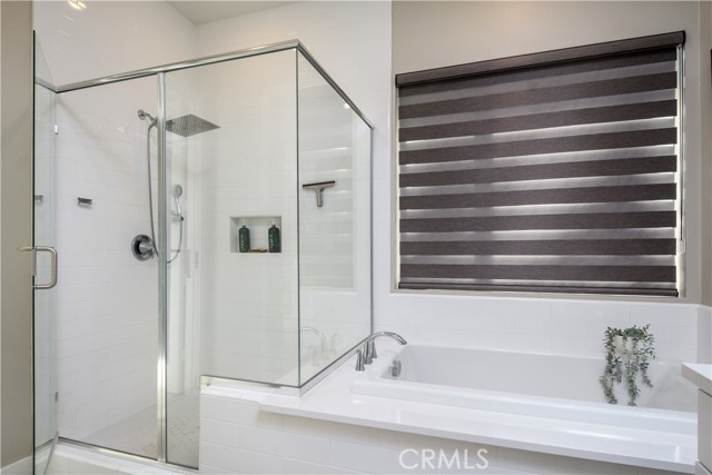 Detail Gallery Image 20 of 47 For 413 Transport, Tustin,  CA 92782 - 4 Beds | 4 Baths