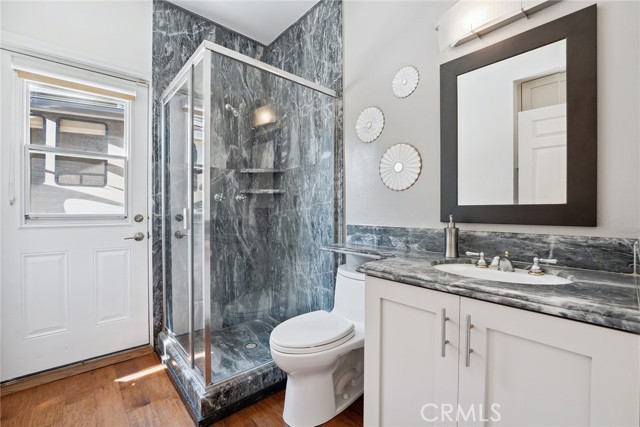 22501 Marilla Street, Chatsworth CA: https://media.crmls.org/medias/8933b58b-e58f-4dc1-9eb5-36403d378533.jpg