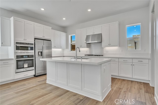 Detail Gallery Image 3 of 16 For 129 Biome, Irvine,  CA 92618 - 4 Beds | 4 Baths
