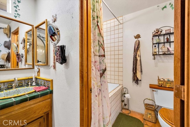 Detail Gallery Image 20 of 59 For 10341 Pinon Ave, Morongo Valley,  CA 92256 - 4 Beds | 3 Baths