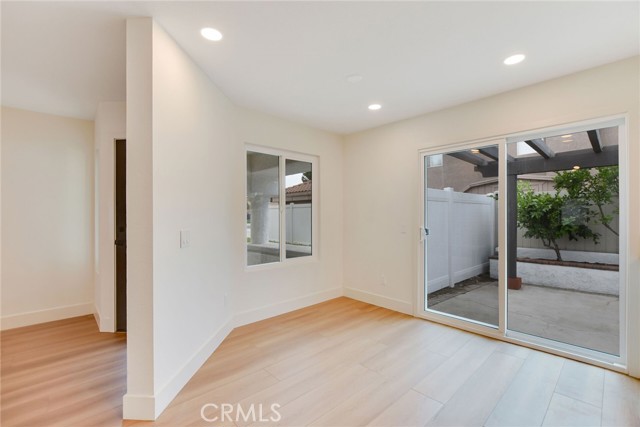 941 Kensington Drive, Redlands CA: https://media.crmls.org/medias/8935b2a2-f8c7-48e6-9db6-abc13ed01446.jpg
