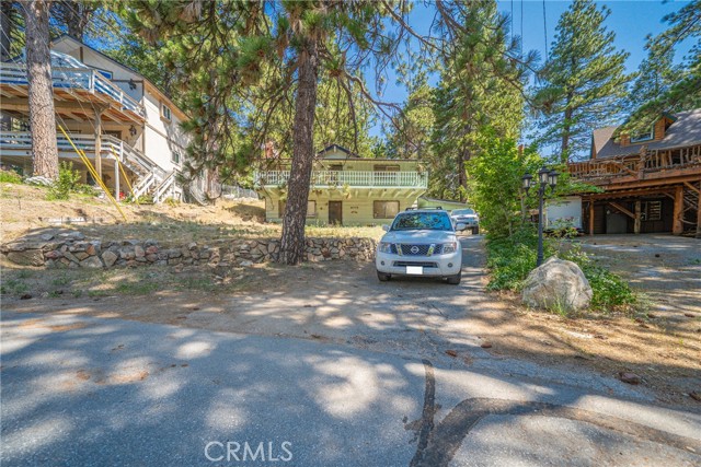 Detail Gallery Image 5 of 27 For 31776 Panorama Dr, Running Springs,  CA 92382 - 4 Beds | 2 Baths