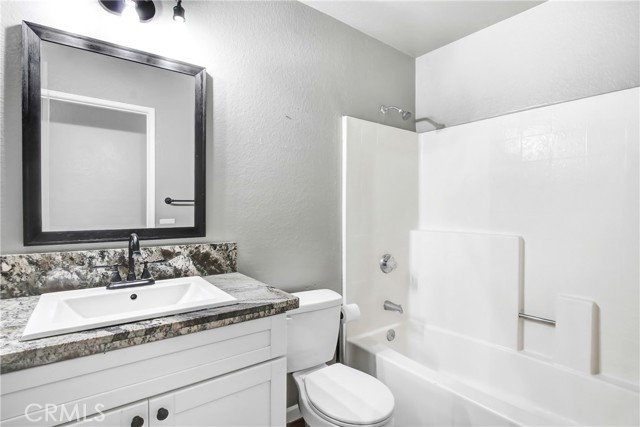 Detail Gallery Image 8 of 19 For 39233 Rising Hill, Temecula,  CA 92591 - 3 Beds | 2 Baths