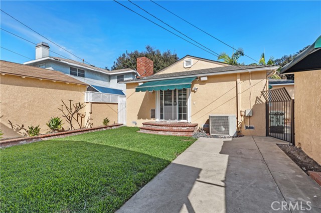 Detail Gallery Image 27 of 36 For 5919 Bellflower Bld, Lakewood,  CA 90713 - 3 Beds | 2 Baths