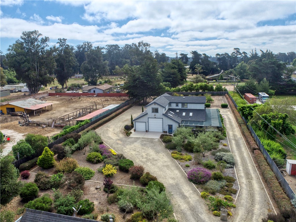 Detail Gallery Image 1 of 1 For 1121 1123 Mesa View Dr, Arroyo Grande,  CA 93420 - 4 Beds | 3 Baths