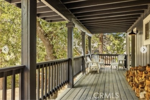 28833 Manitoba Drive, Lake Arrowhead CA: https://media.crmls.org/medias/893739e1-24da-40a5-9a5d-491f5e38ddac.jpg