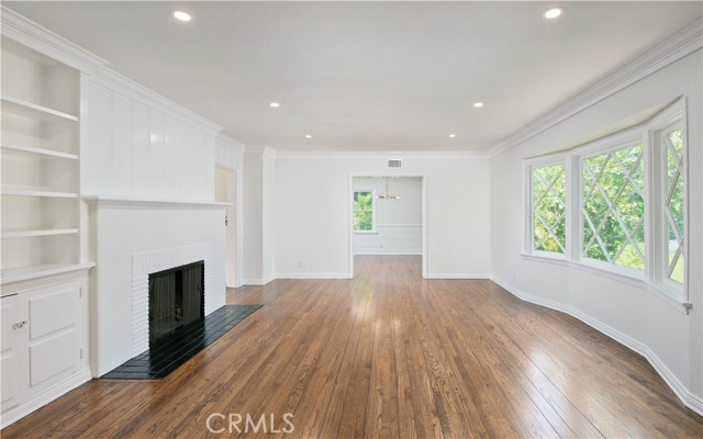Detail Gallery Image 7 of 69 For 4722 Forman Ln, Toluca Lake,  CA 91602 - 5 Beds | 4 Baths