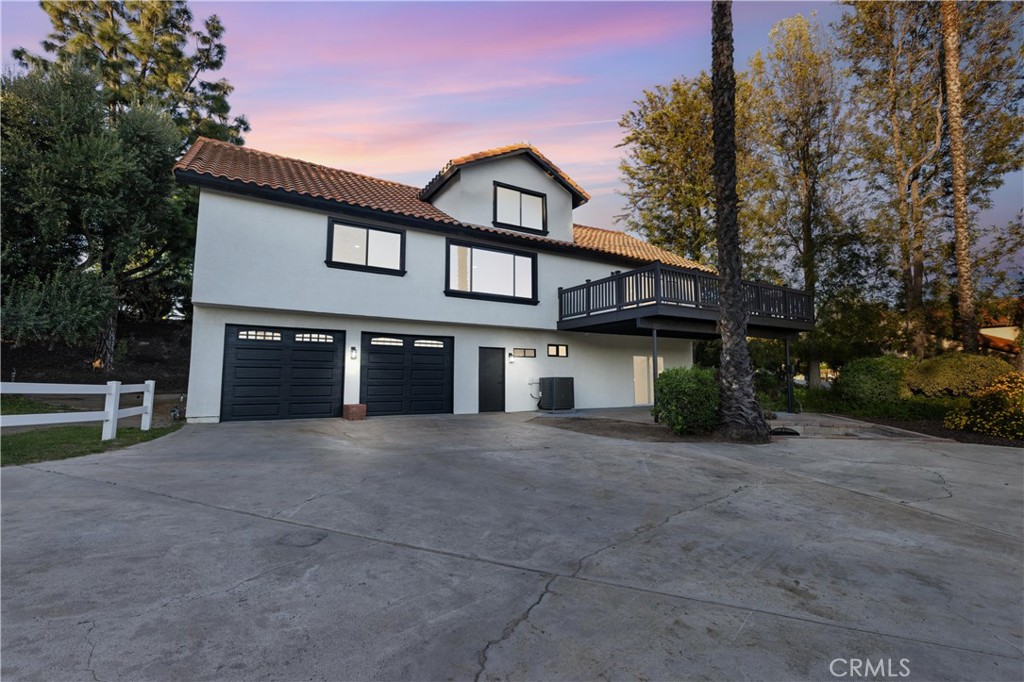 30145 Via Norte