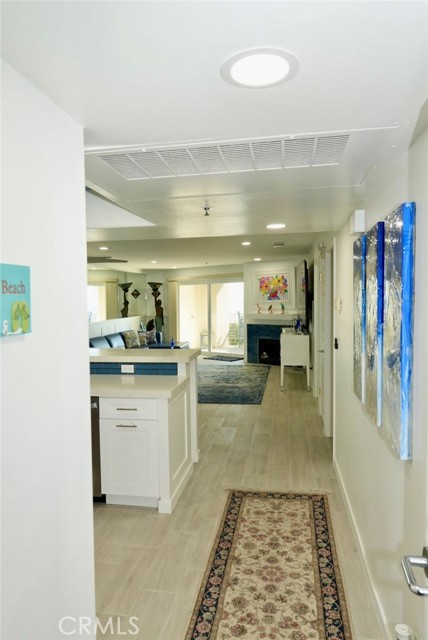 Detail Gallery Image 7 of 37 For 200 Pacific Coast #130,  Huntington Beach,  CA 92648 - 1 Beds | 1 Baths