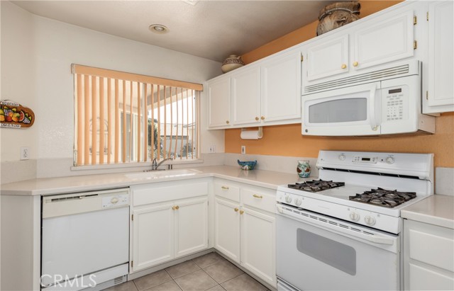 Detail Gallery Image 12 of 32 For 689 Twin Hills Dr, Banning,  CA 92220 - 2 Beds | 2 Baths