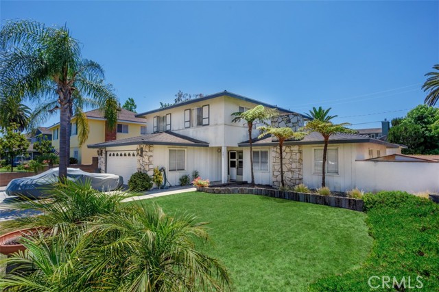 301 Robinhood Ln, Costa Mesa, CA 92627