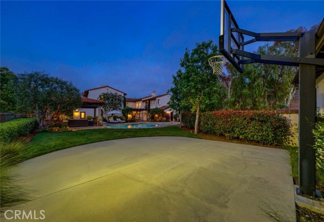 Image 33 of 42 For 10905 Silverado Terrace