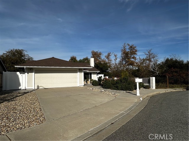 Detail Gallery Image 10 of 33 For 1573 Glenbrock Ln, Newbury Park,  CA 91320 - 3 Beds | 2 Baths