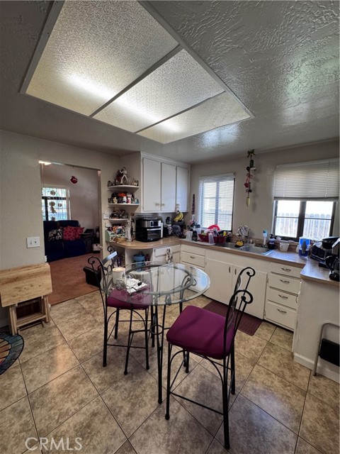 Detail Gallery Image 8 of 28 For 404 N 9th Ave, Upland,  CA 91786 - 5 Beds | 2 Baths