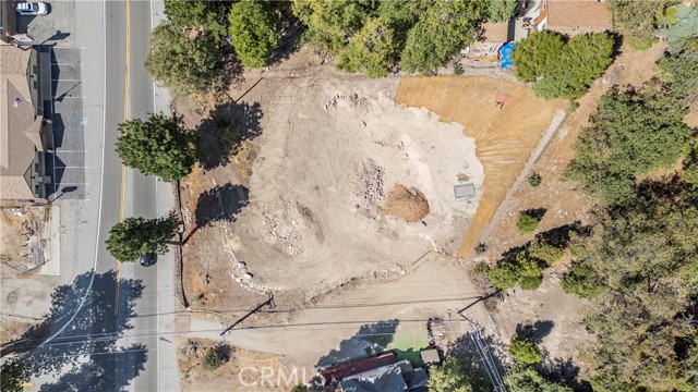 Detail Gallery Image 3 of 8 For 26600 Highway 18, Rimforest,  CA 92378 - – Beds | – Baths