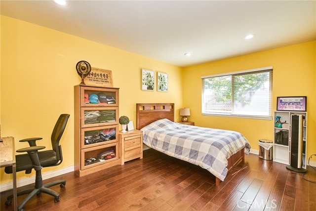 531 Juniper Way, La Habra CA: https://media.crmls.org/medias/893c8d12-649d-404c-a3b9-195b470b3dfe.jpg