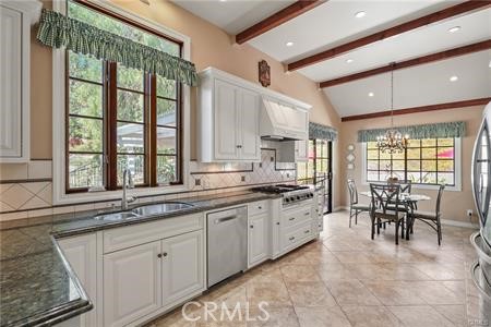 22755 Dale Court, Chatsworth CA: https://media.crmls.org/medias/893d82ed-a150-41c5-8e4a-17789e1bbaf1.jpg