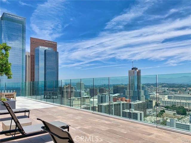 Detail Gallery Image 30 of 40 For 400 S Broadway #1703,  Los Angeles,  CA 90013 - 2 Beds | 2 Baths