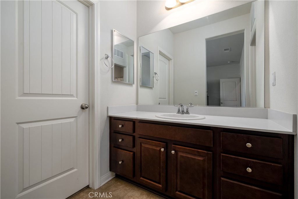 MLS #SW25070441 img 40